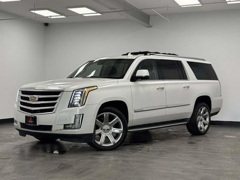 Used 2016 Cadillac Escalade ESV Luxury AWD/4WD image 1