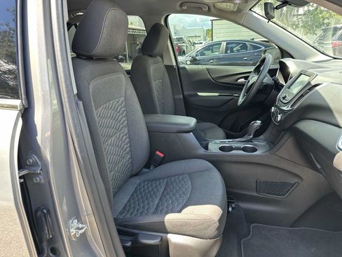 Used 2018 Chevrolet Equinox LT FWD image 19