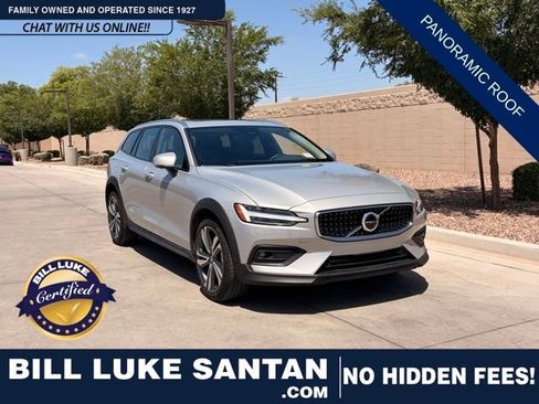Used 2025 Volvo V60 B5 Cross Country Plus AWD/4WD image 1