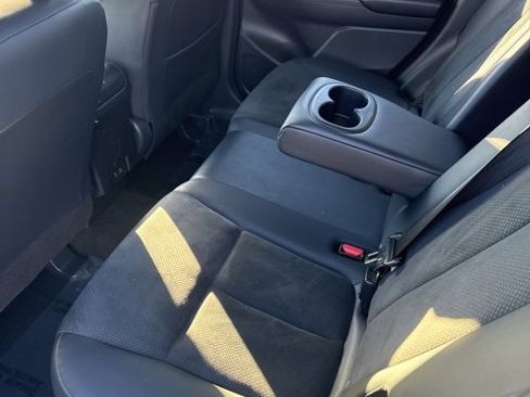 Used 2024 Mitsubishi Eclipse Cross SE image 13