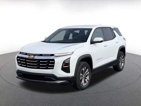 Used 2025 Chevrolet Equinox LT image 7