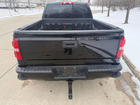 Used 2017 GMC Sierra 1500 Base 4x4 4dr Double Cab 6.5 ft image 5