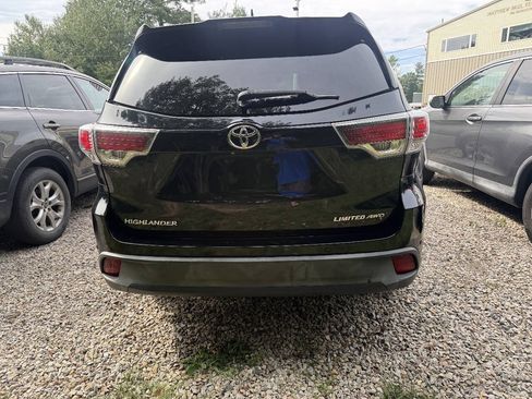 Used 2015 Toyota Highlander Limited Platinum AWD/4WD image 7