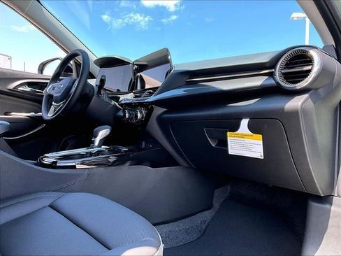 New 2026 Chevrolet Trax ACTIV w/ Driver Confidence Package FWD image 9