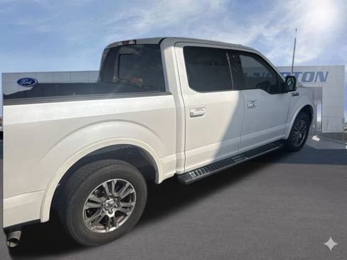 Used 2019 Ford F150 Lariat w/ Trailer Tow Package RWD image 12