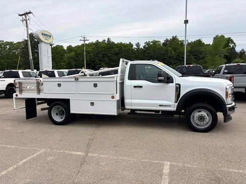 Used 2024 Ford F550 4x4 Regular Cab Super Duty image 2