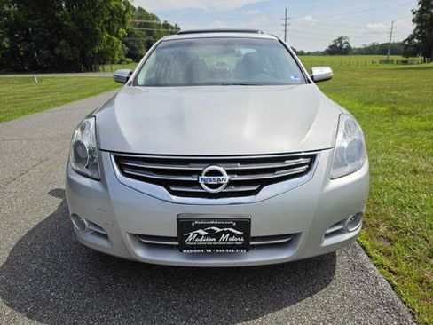 Used 2012 Nissan Altima 2.5 SL w/ 2.5SL Pkg FWD image 3