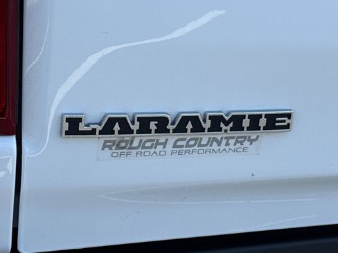 Used 2024 RAM 1500 Laramie AWD/4WD image 13