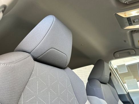 New 2025 Toyota RAV4 XLE image 19