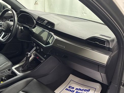 Used 2024 Audi Q3 2.0T Premium AWD/4WD image 25