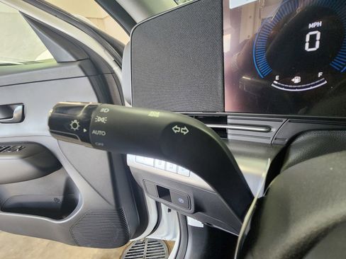 New 2026 Hyundai Kona SE image 16