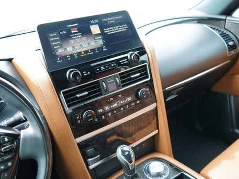 Used 2023 INFINITI QX80 Sensory w/ All-Season Package AWD/4WD image 26