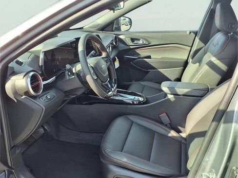 New 2026 Chevrolet Trax RS w/ Sunroof Package image 18