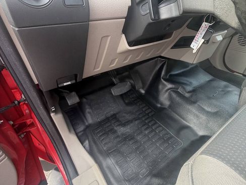 Used 2009 Ford F550 4x4 Regular Cab Super Duty image 43