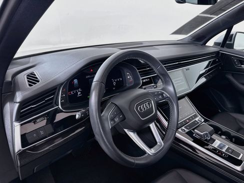 Used 2025 Audi Q7 3.0T Premium Plus AWD/4WD image 9