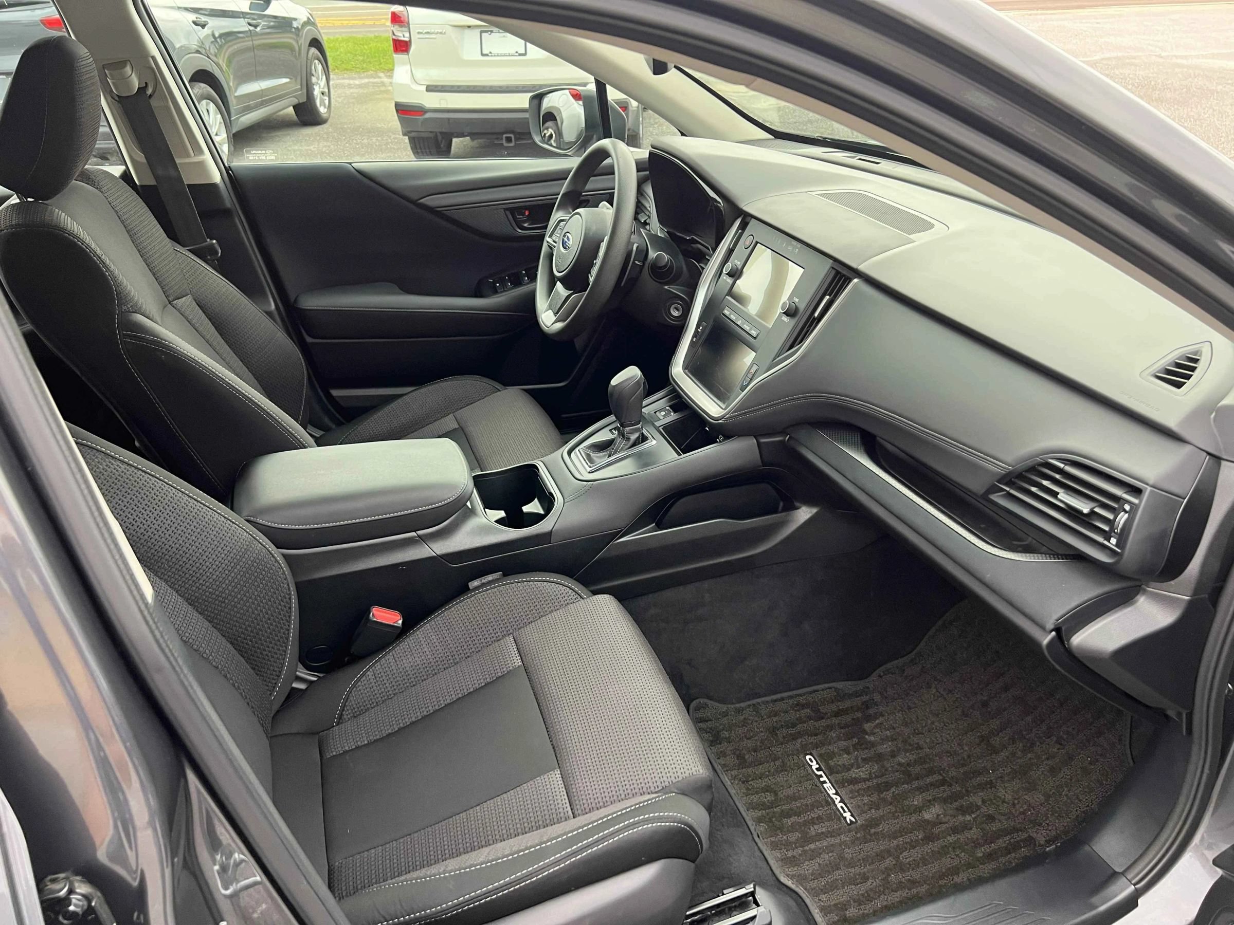 Used 2024 Subaru Outback AWD/4WD image 14