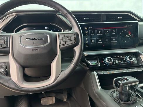 Used 2022 GMC Sierra 1500 Denali AWD/4WD image 7