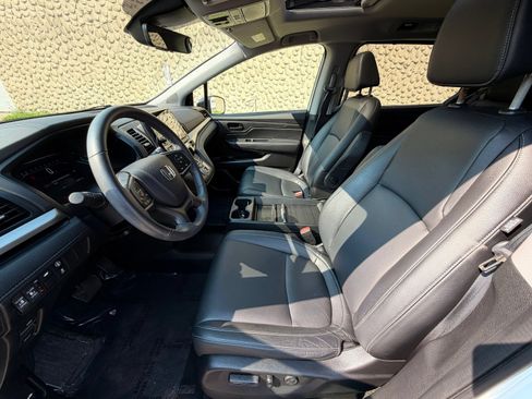 Used 2023 Honda Odyssey EX-L image 14