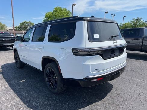 New 2026 Jeep Grand Wagoneer Summit AWD/4WD image 4