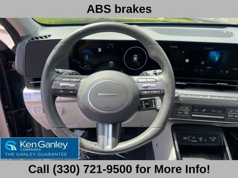 Used 2025 Hyundai Kona Limited AWD/4WD image 33