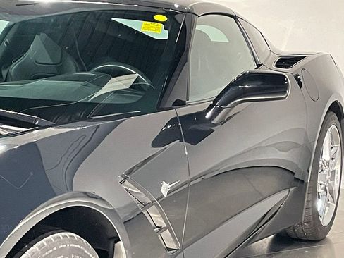 Used 2014 Chevrolet Corvette Stingray Coupe image 29