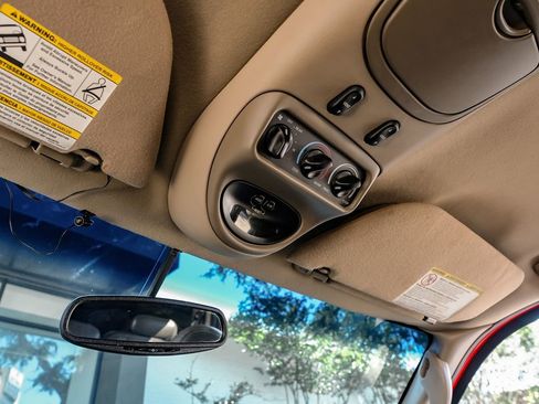 Used 2004 Ford Excursion Eddie Bauer image 23