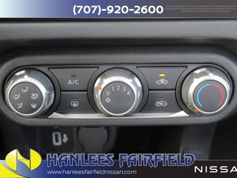 New 2025 Nissan Versa SV w/ Trunk Package FWD image 21
