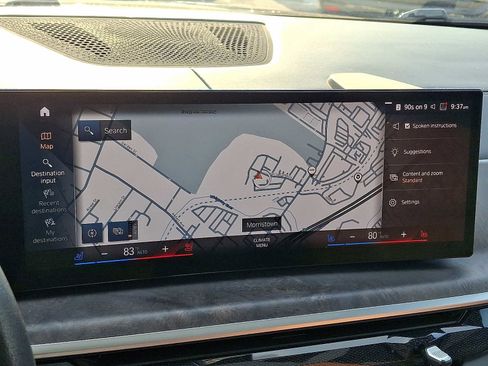 Used 2023 BMW X7 xDrive40i w/ Premium Package image 19