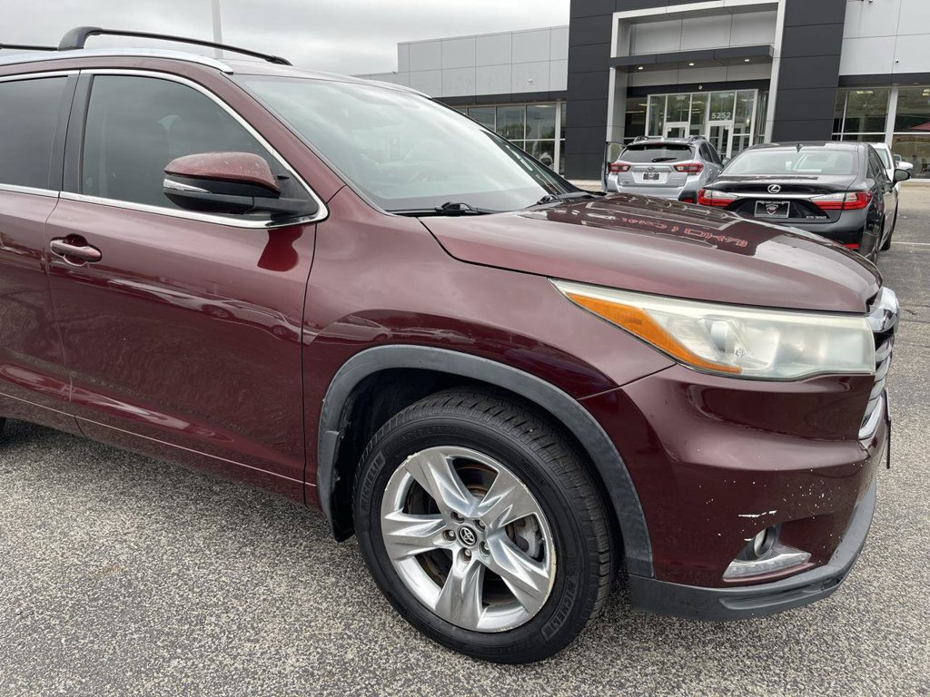 Used 2016 Toyota Highlander Limited FWD image 11