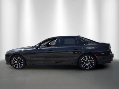 New 2026 BMW 740i RWD image 4