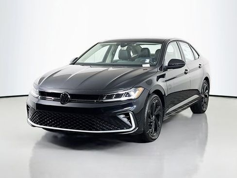 New 2026 Volkswagen Jetta SE image 3