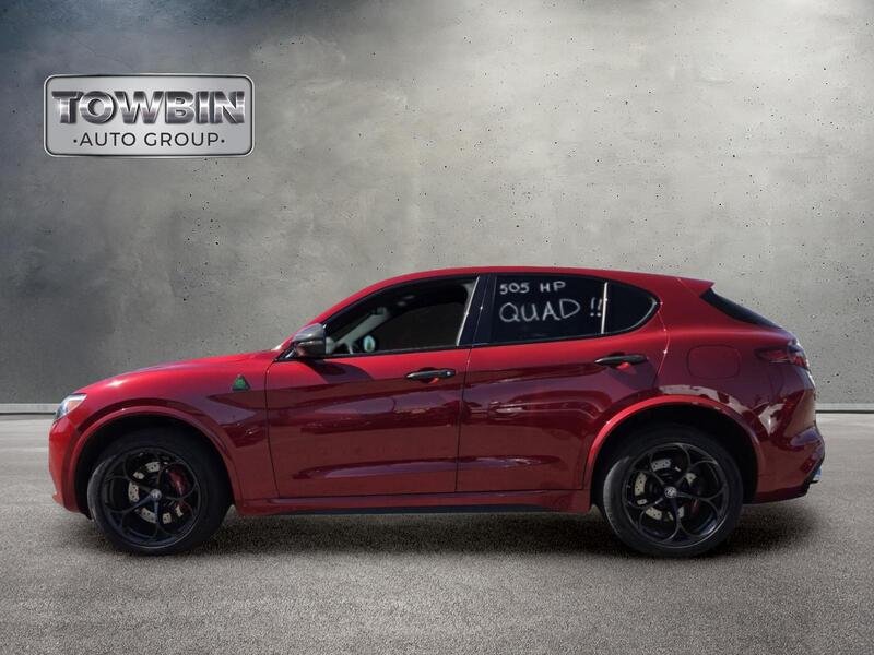 Used 2018 Alfa Romeo Stelvio Quadrifoglio w/ Driver Assist Dynamic Package AWD/4WD image 7