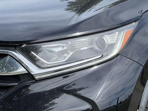 Used 2017 Honda CR-V LX image 7