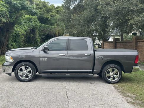 Used 2017 RAM 1500 Big Horn RWD image 2