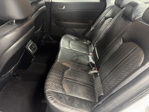 Used 2017 Kia Optima EX FWD image 11