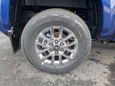 New 2025 Toyota Tacoma SR image 7