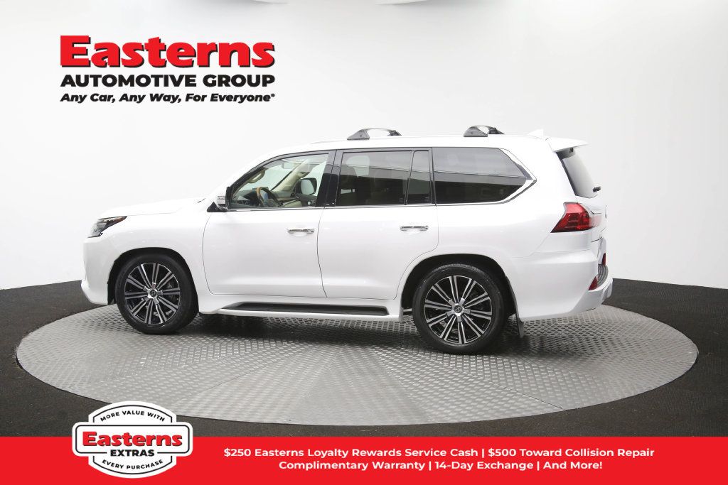 Used 2021 Lexus LX 570 4WD w/ Luxury Package image 72