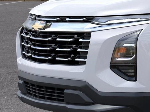 New 2026 Chevrolet Equinox LT AWD/4WD image 13