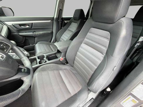 Used 2019 Honda CR-V LX image 16