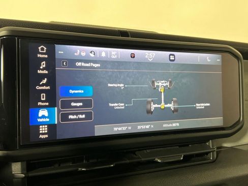 Used 2024 Jeep Wrangler Willys image 33