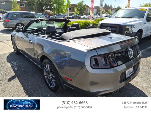 Used 2013 Ford Mustang Premium RWD image 5