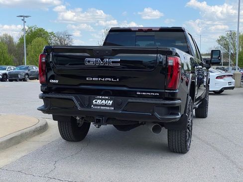 Used 2025 GMC Sierra 2500 Denali Ultimate AWD/4WD image 8