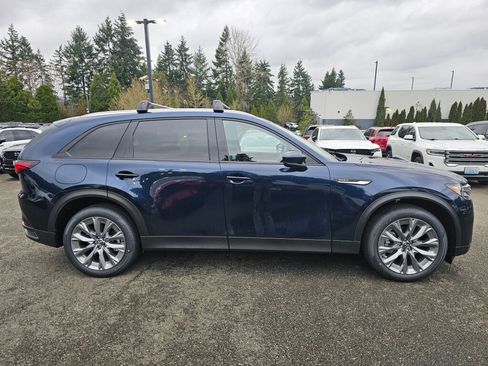 New 2026 MAZDA CX-90 Plug-In Hybrid w/ Preferred image 4