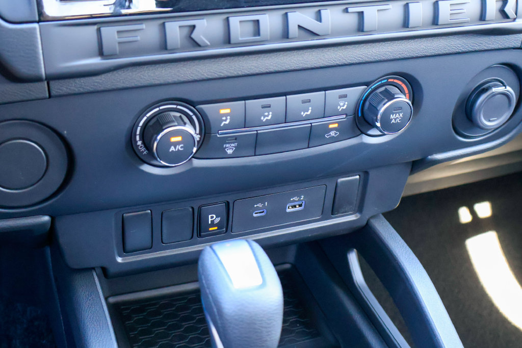 New 2027 Nissan Frontier S w/ Tow Package RWD image 12