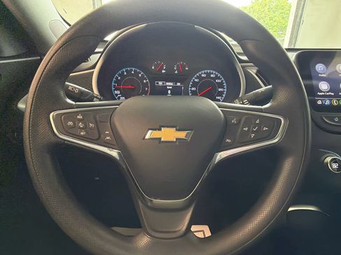 Used 2023 Chevrolet Malibu LT FWD image 31