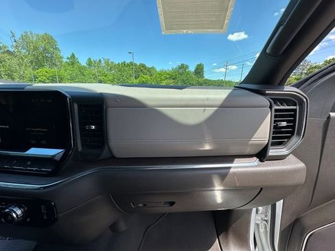 Used 2024 GMC Sierra 1500 SLT RWD image 14