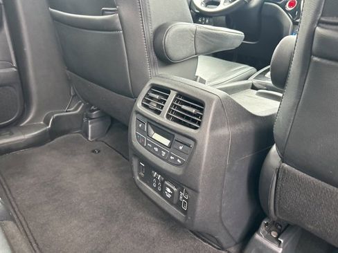 Used 2019 Honda Pilot Elite image 18