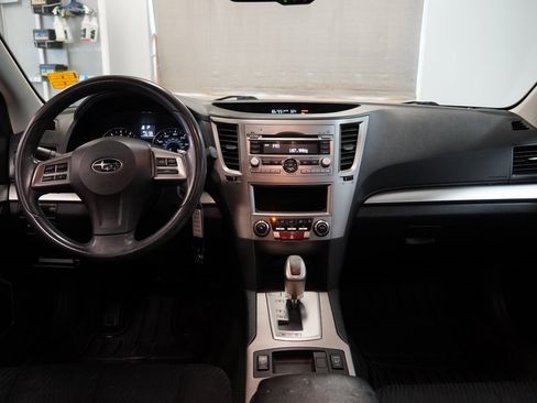 Used 2012 Subaru Legacy 2.5i image 9