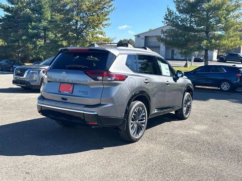 New 2026 Nissan Rogue Platinum w/ Platinum Premium Package image 4