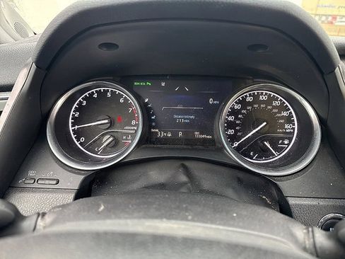 Used 2018 Toyota Camry XLE image 20